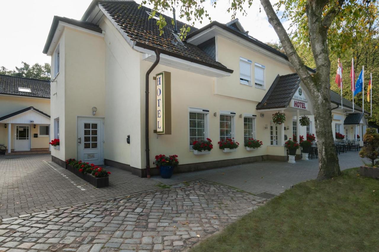 Hotel Grüne Tanne Hamburgo Exterior foto