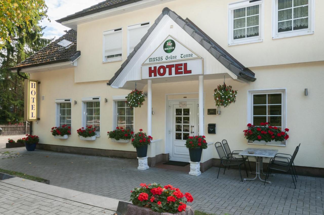 Hotel Grüne Tanne Hamburgo Exterior foto